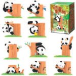 Figura sorpresa Fruit Tree Climbing Panda Roll surtido